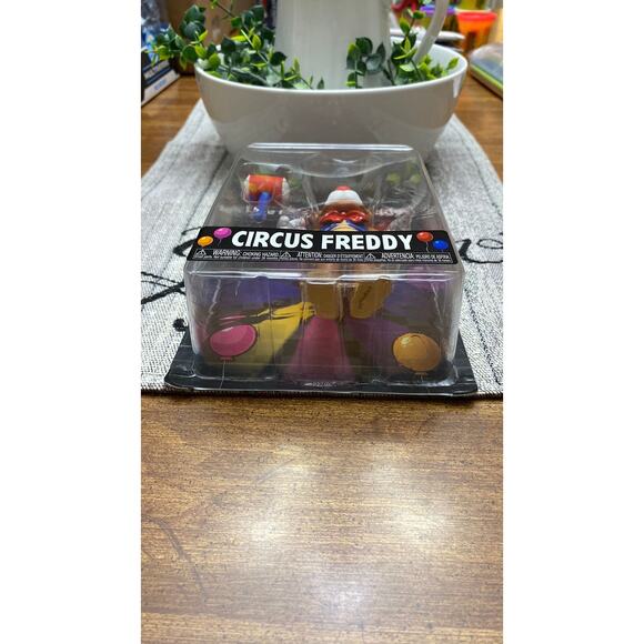 Funko:  Five Nights At Freddy's - Circus Freddy - Picture 6 of 6